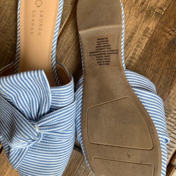 Lauren Conrad blue and white slip on. Size 9. - Picture 4 of 4